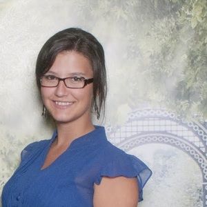 Meet your Posher, Julia